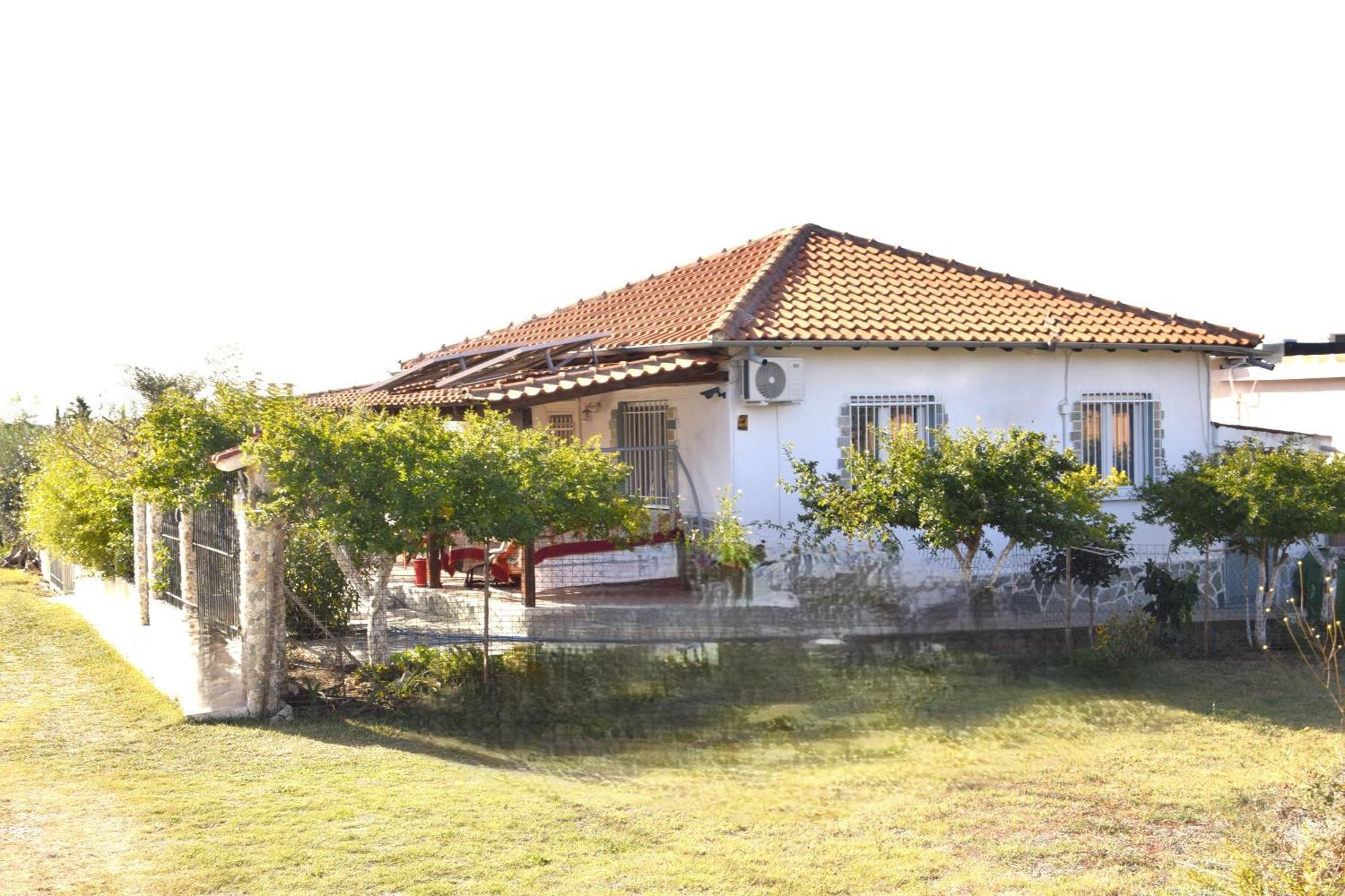 Villa Amarantos Beautiful Garden House Metokhion Patriotikon Exterior foto